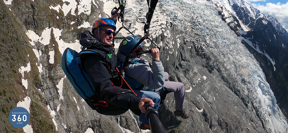 Advance bipro 4 sur glacier des Bossons Chamonix